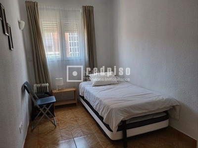 Piso ¡oportunidad piso de 2 dormitorios para entrar a vivir!!! en Madrid