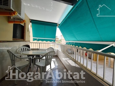 Piso segunda línea de playa con terraza y garaje en Tavernes de la Valldigna