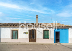 Casa en venta de 95 m² en Calle del Caño, 47463 Velascálvaro (Valladolid)