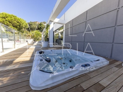 Casa espectacular villa de diseño sobre el mediterráneo en Santa Cristina d´Aro