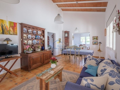 Chalet precioso chalet de 6 dormitorios (2 viviendas apareadas) con piscina privada en Calafat en Ametlla de Mar (L´)