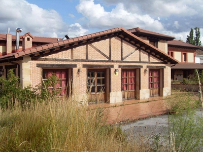Venta Casa unifamiliar Castrejón de La Peña. Con terraza