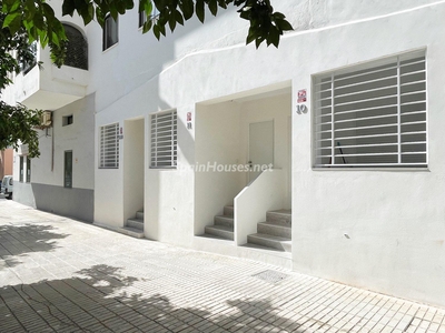 Apartamento bajo en venta en Centro Ciudad, Fuengirola