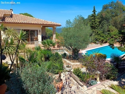 Casa con piscina en Serra Brava. A 10 mintos del mar.