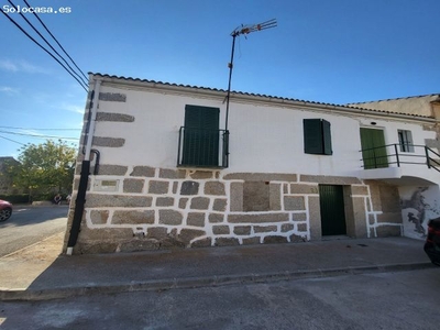 Casa de Pueblo en Venta en Solosancho, Ávila