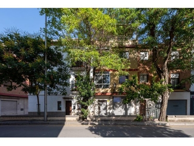 Casa en Avda. de Cádiz, ideal inversión