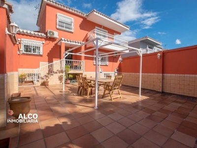 Casa en venta en Urbanización Santa Rosa, Torrox