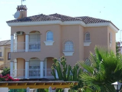 villa en Venta en Mijas