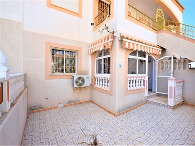 Casa en venta en El Chaparral - La Siesta - La Torreta, Torrevieja, Alicante