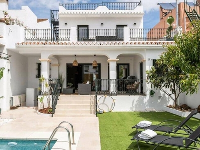 Chalet en venta en Los Naranjos, Marbella, Málaga