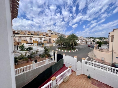 Venta Casa adosada en Calle Rubi Huércal de Almería. Buen estado plaza de aparcamiento con balcón 250 m²