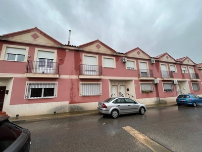 Venta Casa adosada en Sancho Panza Arenas de San Juan. 151 m²