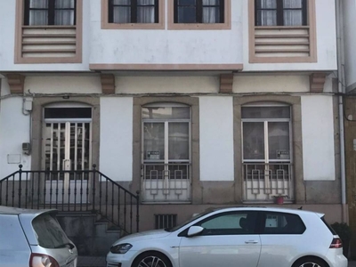 Venta Casa rústica en Avenida do Compostela 41 Palas de Rei. A reformar 285 m²