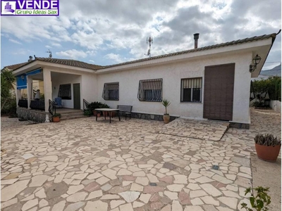 Venta Casa unifamiliar en Calle Miguel Hernández Salinas. Buen estado con terraza 175 m²