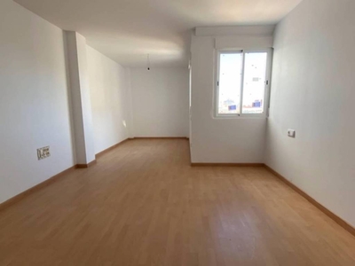 Venta Piso Amposta. Piso de una habitación en Calle JUAN DE AUSTRIA 27. Buen estado tercera planta con terraza