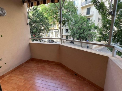 Venta Piso en Calle de Solo. Palma de Mallorca. Buen estado primera planta con balcón calefacción central