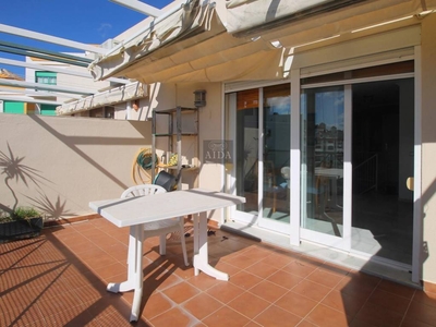 Venta Piso Estepona. Piso de tres habitaciones Segunda planta con terraza