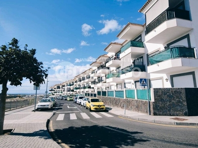 Venta Piso San Miguel de Abona. Buen estado planta baja plaza de aparcamiento