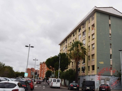 Venta Piso Tarragona. Piso de tres habitaciones Sexta planta
