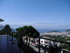 Venta Casa unifamiliar Lloret de Mar. Buen estado con terraza 310 m²