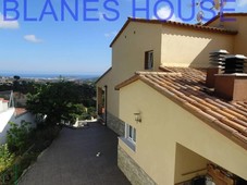 Venta Casa unifamiliar Lloret de Mar. Buen estado con terraza 450 m²
