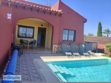 Agradable casa de vacaciones con piscina privada en Los Montesions