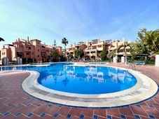 Apartamento en avenida de sevilla maravilloso apartamento cerca del mar en Estepona