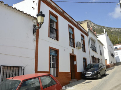 Casa adosada en venta en Algodonales