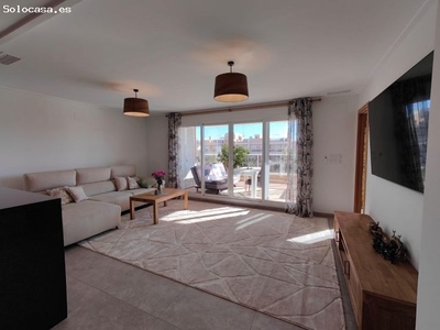 Exclusivo apartamento de 3 dormitorios cerca de la playa en Orihuela Costa