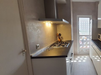 Habitaciones en C/ gutierre tibon, Granada Capital por 175€ al mes