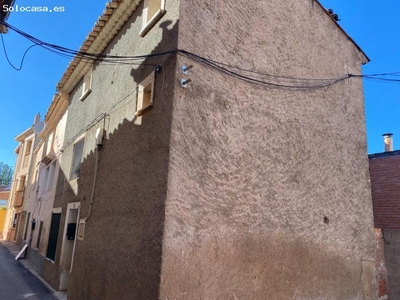 SE VENDE CASA EN CALAMOCHA