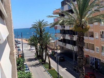Venta de piso en Playa del Cura de 3 habitaciones con terraza y balcón