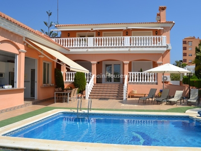 Villa en venta en Zona Galúa-Calnegre, La Manga del Mar Menor