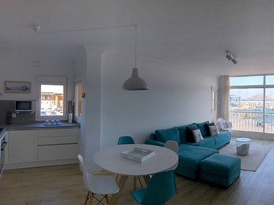 Apartamento moderno y luminoso con vistas al mar