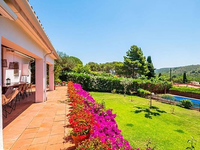 Costabravaforrent Masramon, casa para 12,piscina