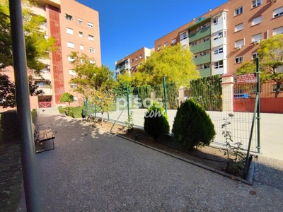 Habitaciones en C/ PADRE CLARET, Granada Capital por 300€ al mes