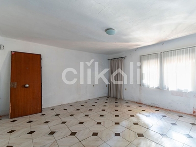 Piso en venta en La Trinitat Nova, Barcelona ciudad, Barcelona