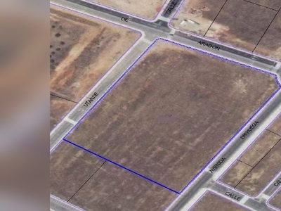 Terreno en venta en avda Tres De Abril 1 Suelo Cl-3.1 (Cabanillas Del Campo), Cabanillas Del Campo, Guadalajara