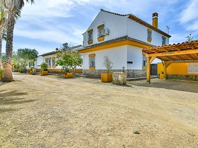 Villa Almendro en Villas Dehesa Roche Viejo