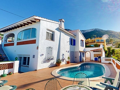 Villa en Denia para 8-9 pers. con piscina privada