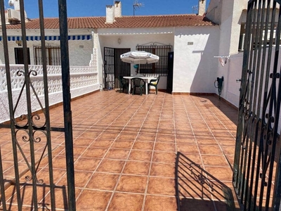 Adosado en venta en El Chaparral - La Siesta - La Torreta, Torrevieja, Alicante