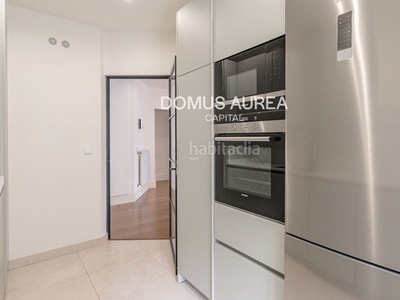Alquiler piso en alquiler , con 232 m2, 3 habitaciones y 3 baños, garaje, ascensor, aire acondicionado y calefacción individual. en Madrid
