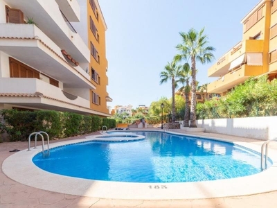 Apartamento en venta en Punta Prima, Torrevieja, Alicante