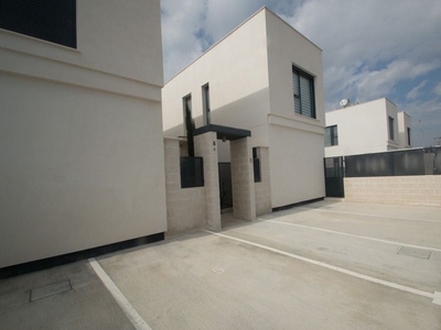 Chalet en venta en Los Balcones - Los Altos, Torrevieja, Alicante