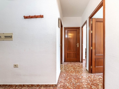 Piso en venta en La Zubia, Granada