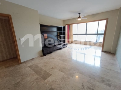 Piso en venta en Playa Poniente, Benidorm, Alicante