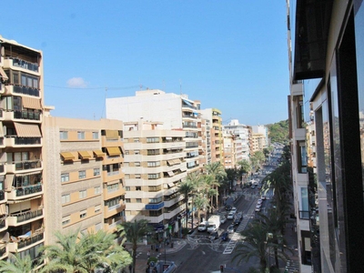 Venta Piso Alicante - Alacant. Piso de tres habitaciones Sexta planta con balcón