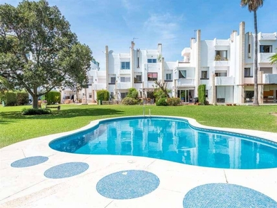 Venta Piso Marbella. Piso de tres habitaciones Con terraza