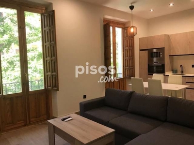 Apartamento en alquiler en Calle Gran Vía de Colón, cerca de Calle del Beaterio Santísimo