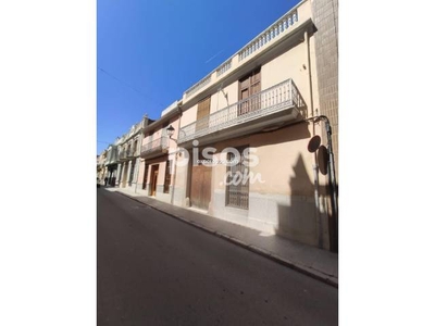 Casa adosada en venta en Carrer Major, cerca de Calle del Calvario